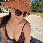 [드루와] 류효영, 훅 파인 가슴라인…<b>도발</b>적인 초미니 자태 [DA]