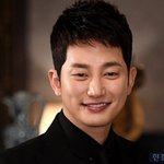 '유부남에 여자 소개' 의혹에 법적 <b>대응</b> 예고 "사실무근" [전문]