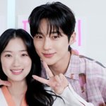 변우석, 김혜윤 커피차 응원에 "오예"… '망붕 유발' 케미에...