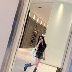 “아무렇지 않은 듯 시크하게”…조이현, <b>미러</b>셀카 속 압도→도회적...