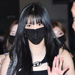 이즈나 코코, 예쁜 입국장 표정 [포토엔HD]