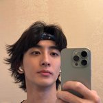 “도시의 여름 밤을 닮은 여유”…최정훈, 자유로움 속 깊어진 눈빛→감성...