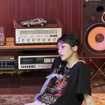 ‘<b>워터</b>밤 여신’ 권은비, 노출 없이도 분위기 레전드