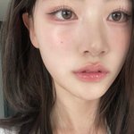 이 사진 <b>색조</b> 아는 사람