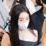 ‘쏟아지는 플래시 세례에 깜놀린’ (김포공항 출국) [<b>HD</b>포토]