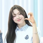 피프티피프티 <b>문샤넬</b>, 러블리한 하트 [포토엔HD]