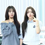 피프티피프티 하나-<b>문샤넬</b>, 앙증맞은 볼콕 [포토엔HD]