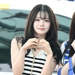 피프티피프티 <b>키나</b>, 청순하게 하트 [포토엔HD]