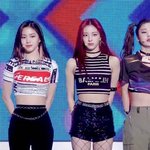 <b>유나</b> 데뷔초 바지핏