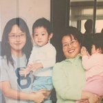 ‘엄마’ 최진실 사진 공개한 최준희, “母 옆에 있어도”