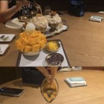 이상민과 '10세 연하' 아내, 명품 티셔츠에 금가루 <b>빙수</b>