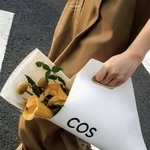 [<b>쇼핑백</b>에] 뭐 담아갈까?