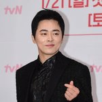 [종합] '거미' 조정석도 당했다…엉덩이 공격→엄마 찬스 무리수에...