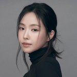 <b>손나은</b>, 배우 느낌 물씬…성숙해진 프로필 사진 공개 [해시태그]