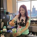 '이동국 딸' 재시, 美 <b>명문</b>대생의 현실 방학…"알바 30분만에...