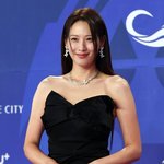 수현, 3개월 만에 또 기쁜 소식 전했다…BIFF 폐막식 단독 <b>MC</b>