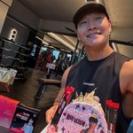 익스트림하게 살아간다”…김종국, 여름 운동화→건강 <b>미소</b>로 전한 자신감