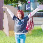 기다려지는 사람은 손 드세요!’ (웬디의 영스트리트 출근길) [<b>HD</b>포토]