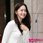 윤아, 3스타 셰프의 <b>꽃미소</b>...쫑파티 밝히는 미모[TEN포토+]