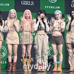 그룹명이 에버글로우?...소속사 사과 "의도적으로 <b>모방</b>한 것 아냐"