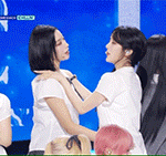 [댓글부탁해] ﻿<b>무대</b>에서 진짜 뽀뽀한 아이돌