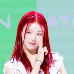 [현장포토] "시.선.집.중"...아린, 강렬한 레드