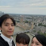 손준호·김소현 부부, 영국서 韓 빛냈다…가족 여행 갔다가 <b>웬일</b>이야