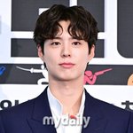 [단독]박보검, '몽유도원도' 출연… "김남길과 연기 대결