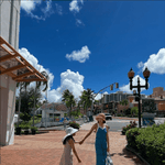 딸 7살 로아, 원피스 입고 '활짝'..."엄마와 <b>판박이네</b>"