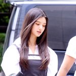 [현장포토] "질문에는 침묵"...다니엘, 묵묵부답 입장