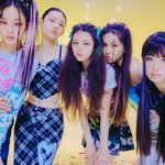 뉴진스, 활동중단 속 전한 기쁜 소식…성희롱 유튜버에 승소 "3천만원...