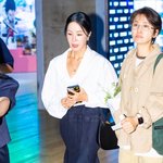 [사진]동생 엄태웅 응원 위해 <b>시사회</b> 나타난 엄정화