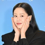 <b>출연료</b> '자진삭감' 고현정...본캐는 선행, 포스터 속 눈빛은 살벌...