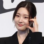 [‘에스콰이어’ 톺아보기]② 맑고 당찬 안개꽃…정채연의 매력