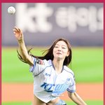 마운드 위 이시안, 유니폼 롤업으로 치명 매력 폭발 [O! SPORTS...