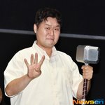 윤경호, 좀비딸 오늘 400만 돌파 아시죠?[포토엔<b>HD</b>]