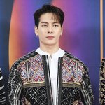 갓세븐 잭슨, 식중독으로 응급실 이송…팬사인회 긴급 취소