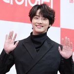 윤시윤, 가정사 첫 고백 "100일도 안돼 엄마와 이별..부르지...