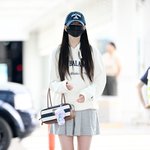 아이브 장원영 ‘운동화만 신어도 완벽한 비율’[포토엔HD]