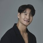 김종국, 결혼 발표 "이렇게 가는 게 얼마나 다행입니까"