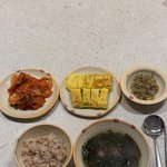 <b>임금님</b> 수라상 안 부러워”…박슬기, 생일상→진심 어린 감동