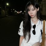 에스파 윈터, 크롭 '한 끗' 차이로 달라진 분위기...어둠 속...