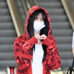 아이브 이서, 강렬한 레드후드로 멋낸 막<b>냉이</b> [포토엔HD]