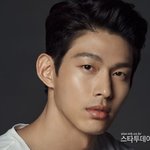 그룹 ‘<b>UN</b>’ 출신 최정원, 스토킹 혐의 입건…여성 집에 흉기 들고...