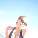 <b>가비</b>는 여행 중…글래머러스 몸매 자랑 [DA]