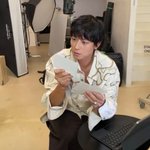 강동원이 공개한 어린 시절 &amp; 과거 사진들