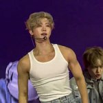 나만 <b>남돌</b> 근육만드는거 좋아하냐