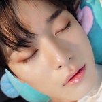 ㅈㅉ<b>뽀뽀</b>하고싶다