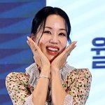 [SC리뷰] '<b>톱스타</b>' 엄정화, 통편집 굴욕…현실 부정 끝 '현실...