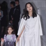 이윤진, '학생회장→성적 톱10' 자녀에 행복한 플렉스…"엄마가...